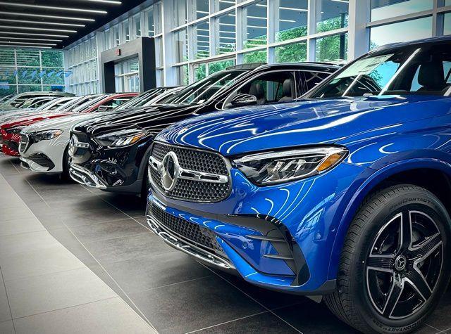 used 2021 Mercedes-Benz GLC 300 car, priced at $40,494