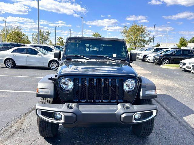 used 2021 Jeep Gladiator car, priced at $30,944