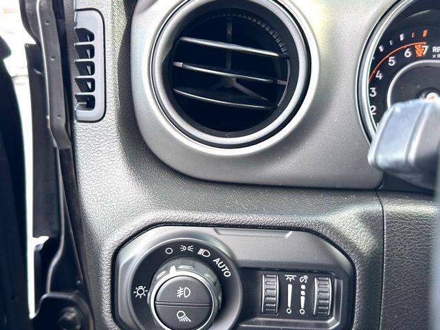 used 2021 Jeep Gladiator car, priced at $30,944