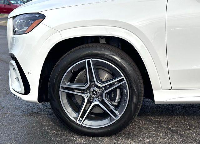 new 2026 Mercedes-Benz GLS 450 car, priced at $96,715
