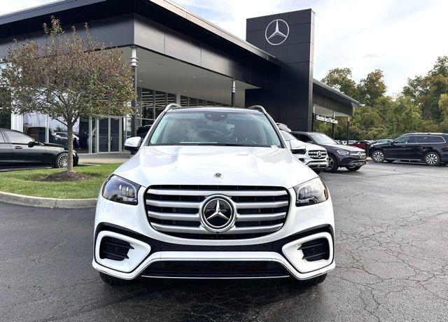 new 2026 Mercedes-Benz GLS 450 car, priced at $96,715