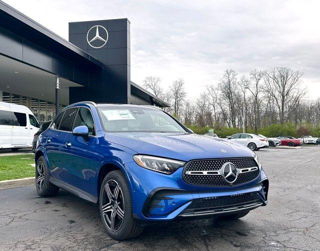 new 2025 Mercedes-Benz GLC 300 car, priced at $63,190