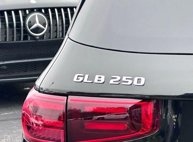 new 2026 Mercedes-Benz GLB 250 car, priced at $52,685