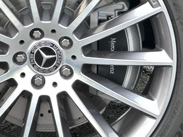 new 2026 Mercedes-Benz GLE 450 car, priced at $79,480