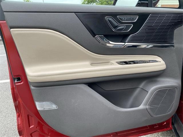 used 2022 Lincoln Corsair car, priced at $35,898