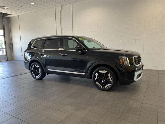 used 2024 Kia Telluride car, priced at $36,363