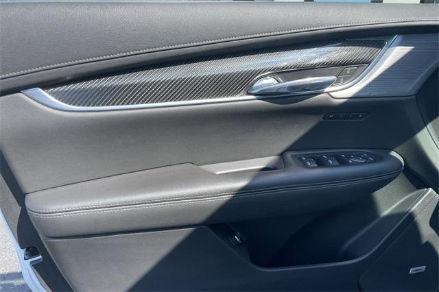 used 2021 Cadillac XT6 car, priced at $25,415