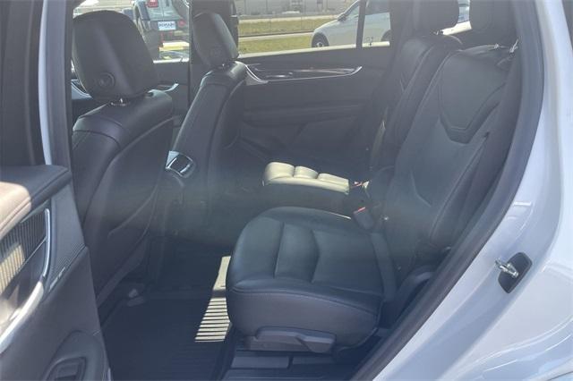 used 2021 Cadillac XT6 car, priced at $25,415