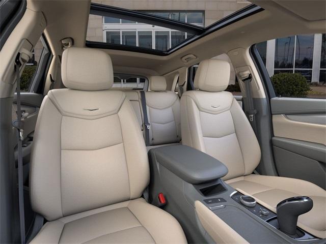 new 2025 Cadillac XT5 car, priced at $54,105