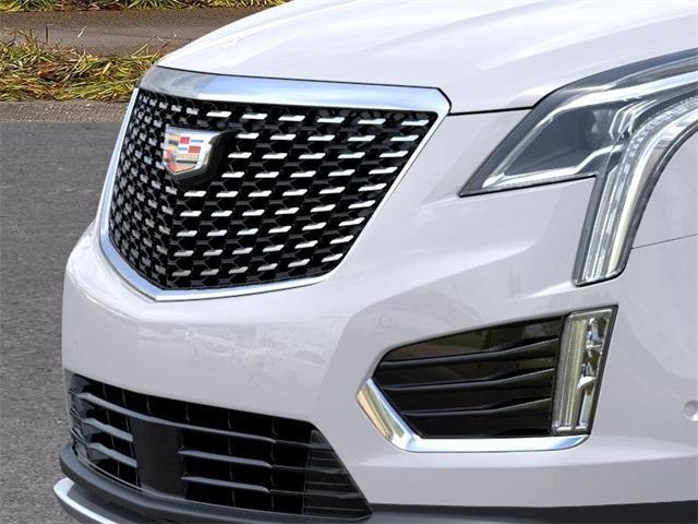new 2025 Cadillac XT5 car, priced at $54,105