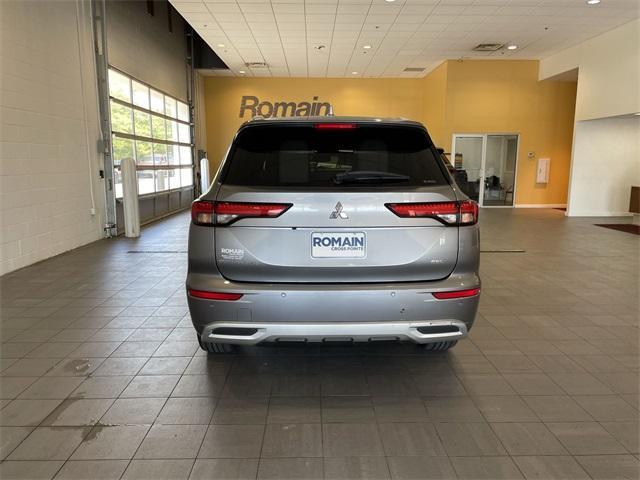 used 2022 Mitsubishi Outlander car, priced at $18,965