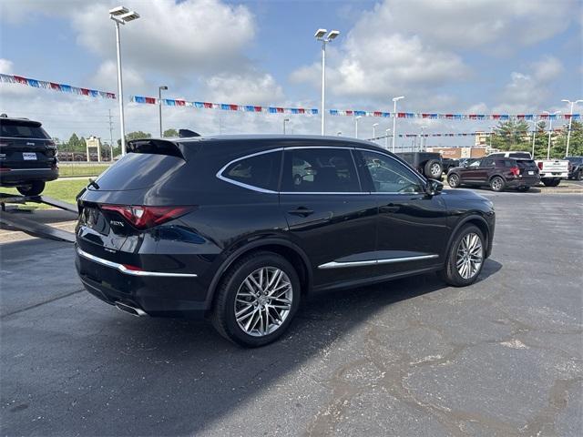 used 2022 Acura MDX car, priced at $43,433