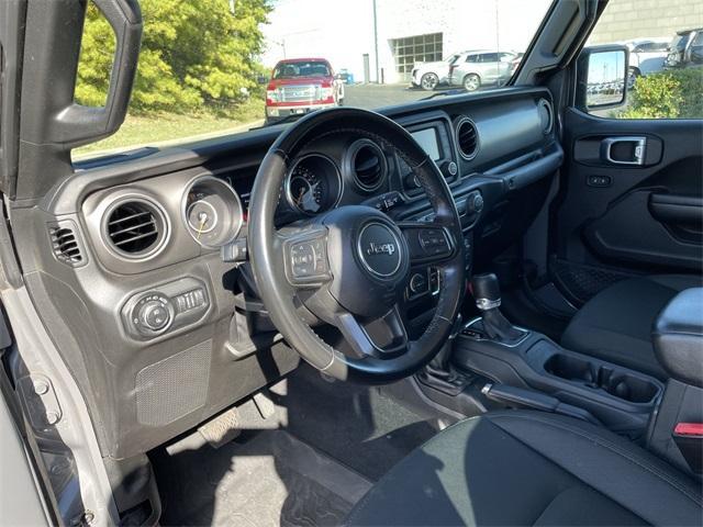 used 2021 Jeep Gladiator car, priced at $33,414