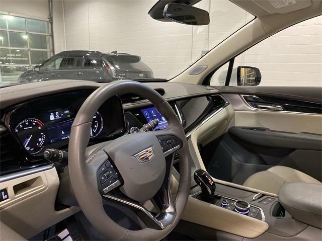 used 2024 Cadillac XT6 car, priced at $55,265