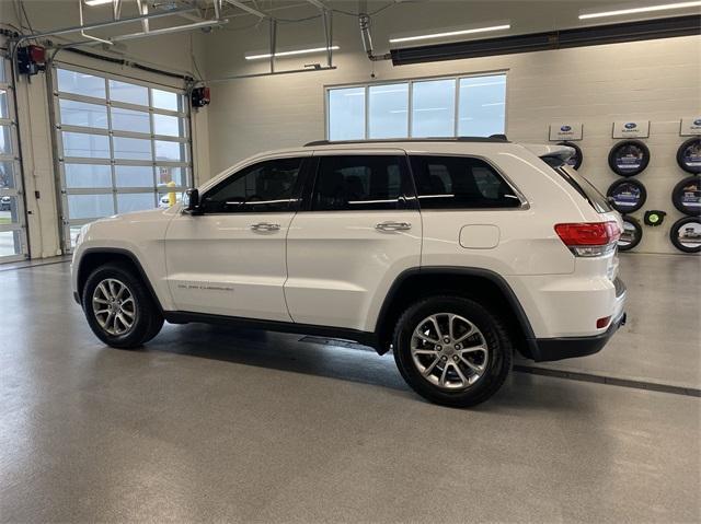 used 2015 Jeep Grand Cherokee car, priced at $15,378