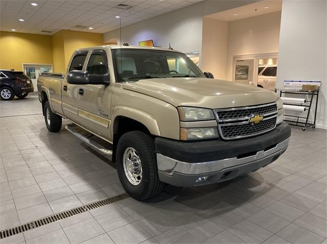 used 2005 Chevrolet Silverado 2500 car, priced at $15,899