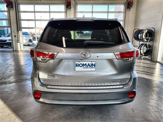 used 2015 Toyota Highlander car, priced at $13,416