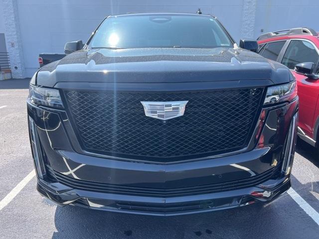 used 2023 Cadillac Escalade ESV car, priced at $76,604