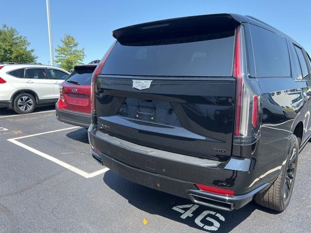 used 2023 Cadillac Escalade ESV car, priced at $76,604
