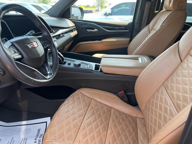 used 2023 Cadillac Escalade ESV car, priced at $76,604