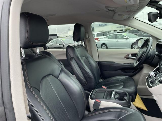 used 2018 Chrysler Pacifica car, priced at $10,999