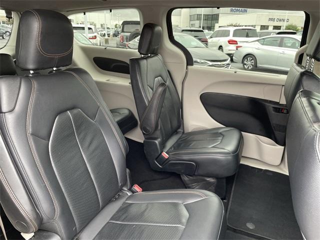 used 2018 Chrysler Pacifica car, priced at $10,999