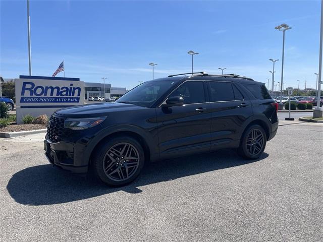 used 2025 Ford Explorer car, priced at $51,887