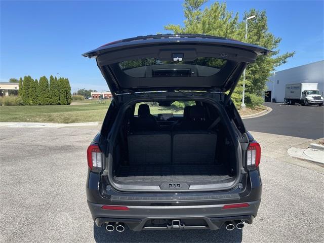 used 2025 Ford Explorer car, priced at $51,887