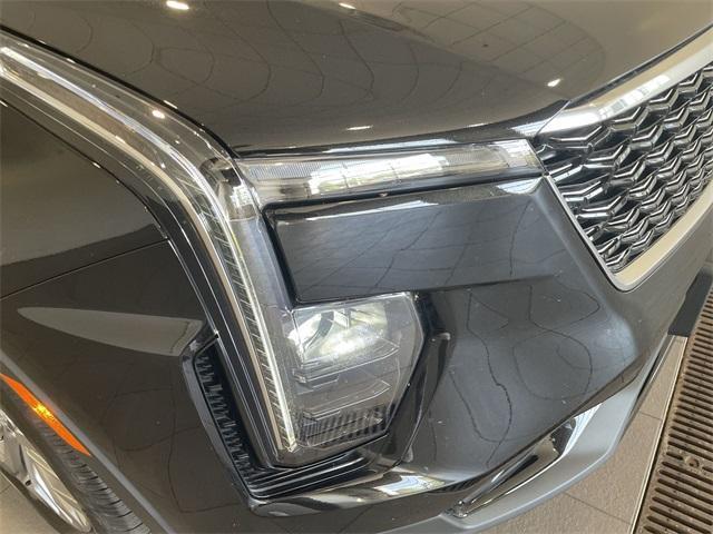 used 2025 Cadillac XT4 car, priced at $39,211