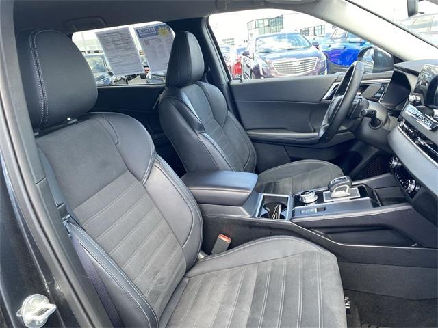 used 2024 Mitsubishi Outlander car, priced at $26,319