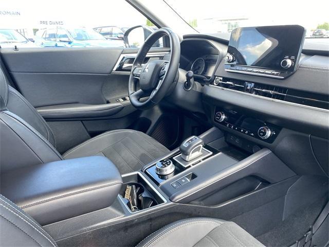 used 2024 Mitsubishi Outlander car, priced at $26,319
