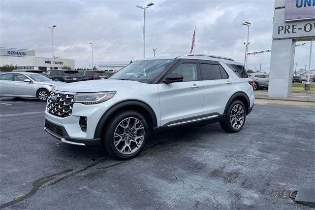 used 2025 Ford Explorer car, priced at $50,995