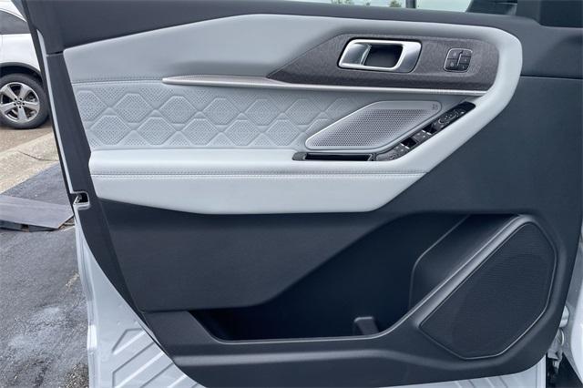 used 2025 Ford Explorer car, priced at $50,995