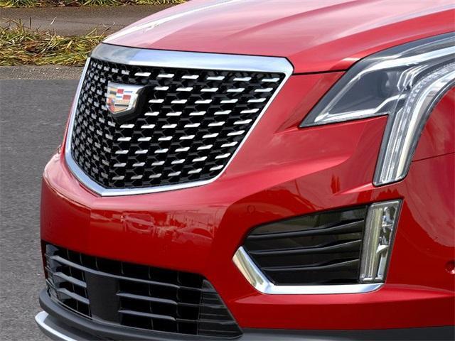 new 2025 Cadillac XT5 car, priced at $57,605