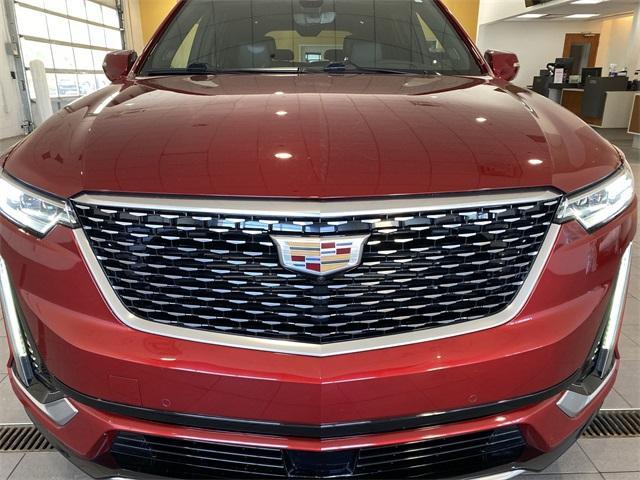 used 2022 Cadillac XT6 car, priced at $33,455