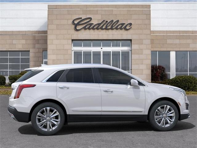 new 2025 Cadillac XT5 car, priced at $57,990