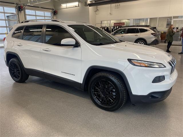 used 2014 Jeep Cherokee car, priced at $10,255