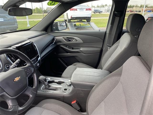 used 2023 Chevrolet Traverse car, priced at $32,354