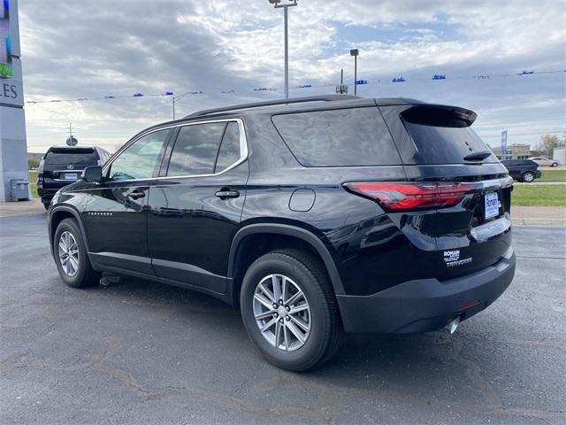 used 2023 Chevrolet Traverse car, priced at $32,354