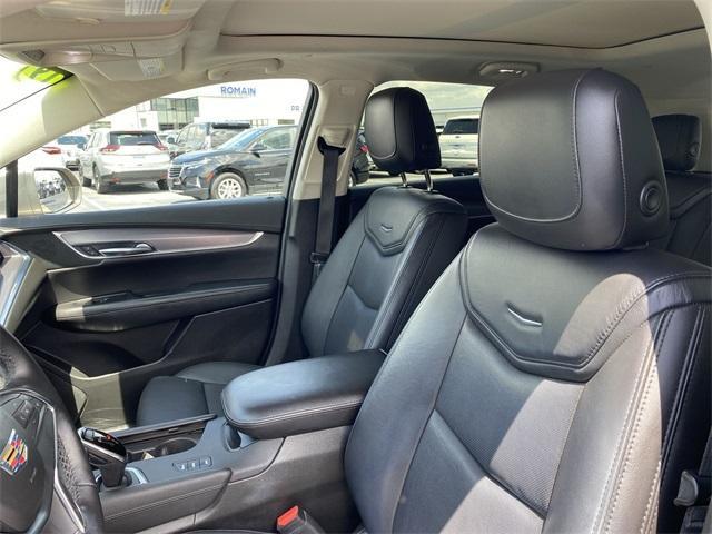 used 2019 Cadillac XT5 car, priced at $19,998