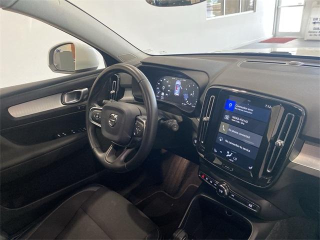used 2020 Volvo XC40 car, priced at $21,997