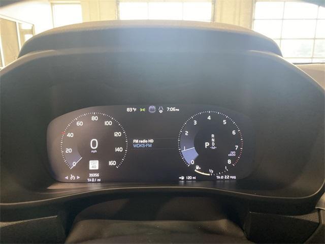 used 2020 Volvo XC40 car, priced at $21,997