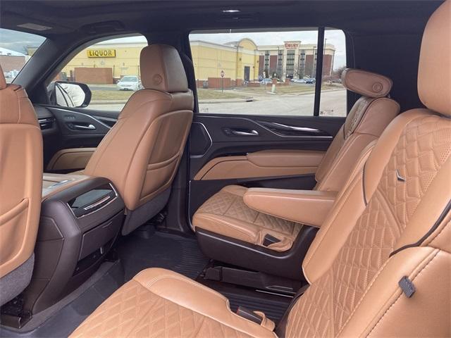 used 2022 Cadillac Escalade ESV car, priced at $56,513