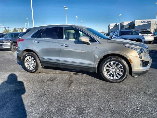 used 2017 Cadillac XT5 car, priced at $12,997