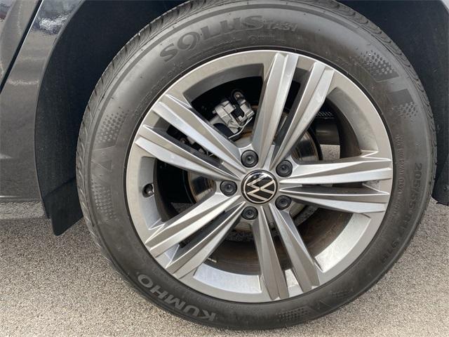 used 2024 Volkswagen Jetta car, priced at $24,018