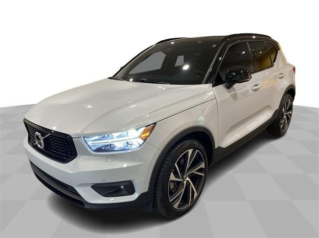 used 2022 Volvo XC40 car, priced at $32,004