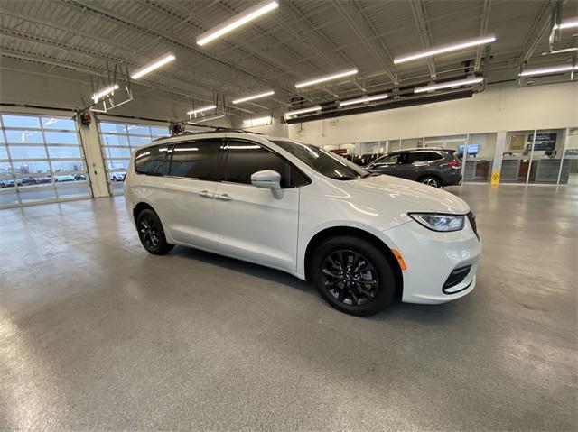 used 2021 Chrysler Pacifica car, priced at $29,667