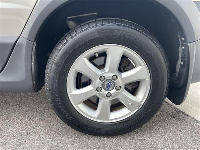 used 2013 Volvo XC70 car, priced at $9,589