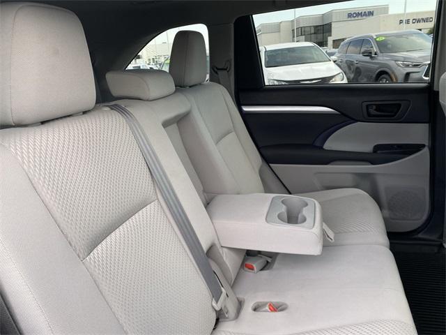 used 2018 Toyota Highlander car, priced at $27,671