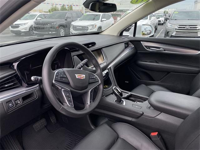 used 2017 Cadillac XT5 car, priced at $20,713